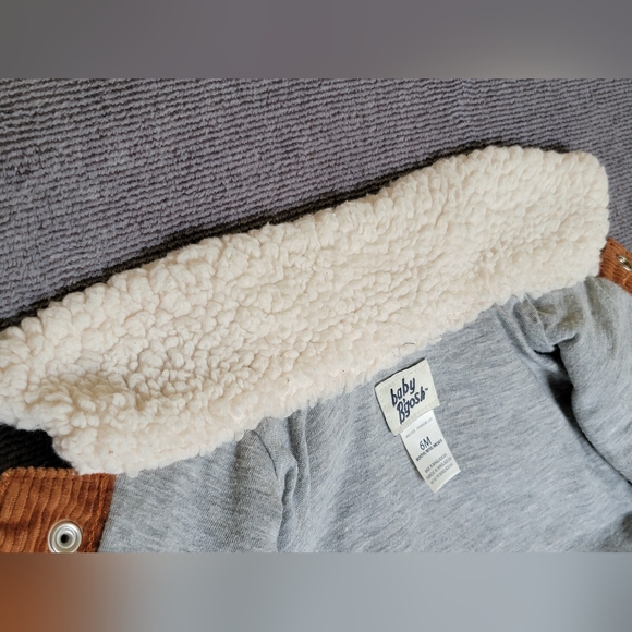 Infant's 6 Month Corduroy Jacket with Sherpa Collar NICE Zero Flaws - Picture 8 of 10